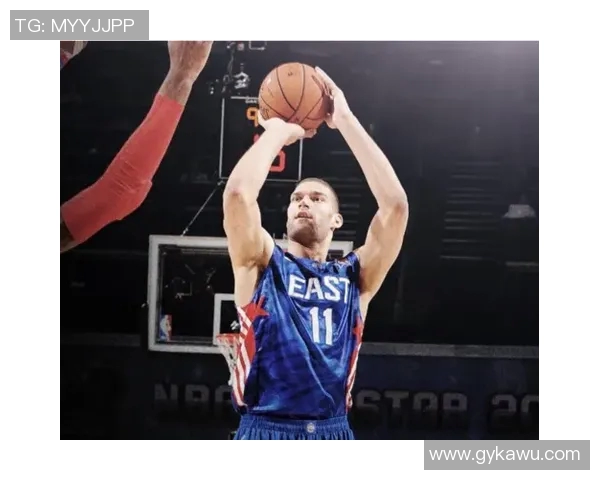 布鲁克洛佩斯的篮球生涯与成就探讨：从新秀到全明星的蜕变之路